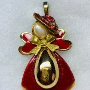 Red Hat Society Pendant